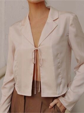 Elegant Tie-Front Blouse